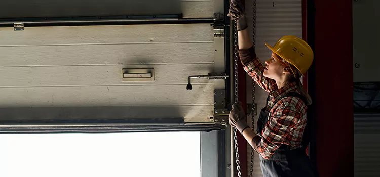 Addressing Common Garage Door Stoppage Issues in Sturgeon Falls, ON